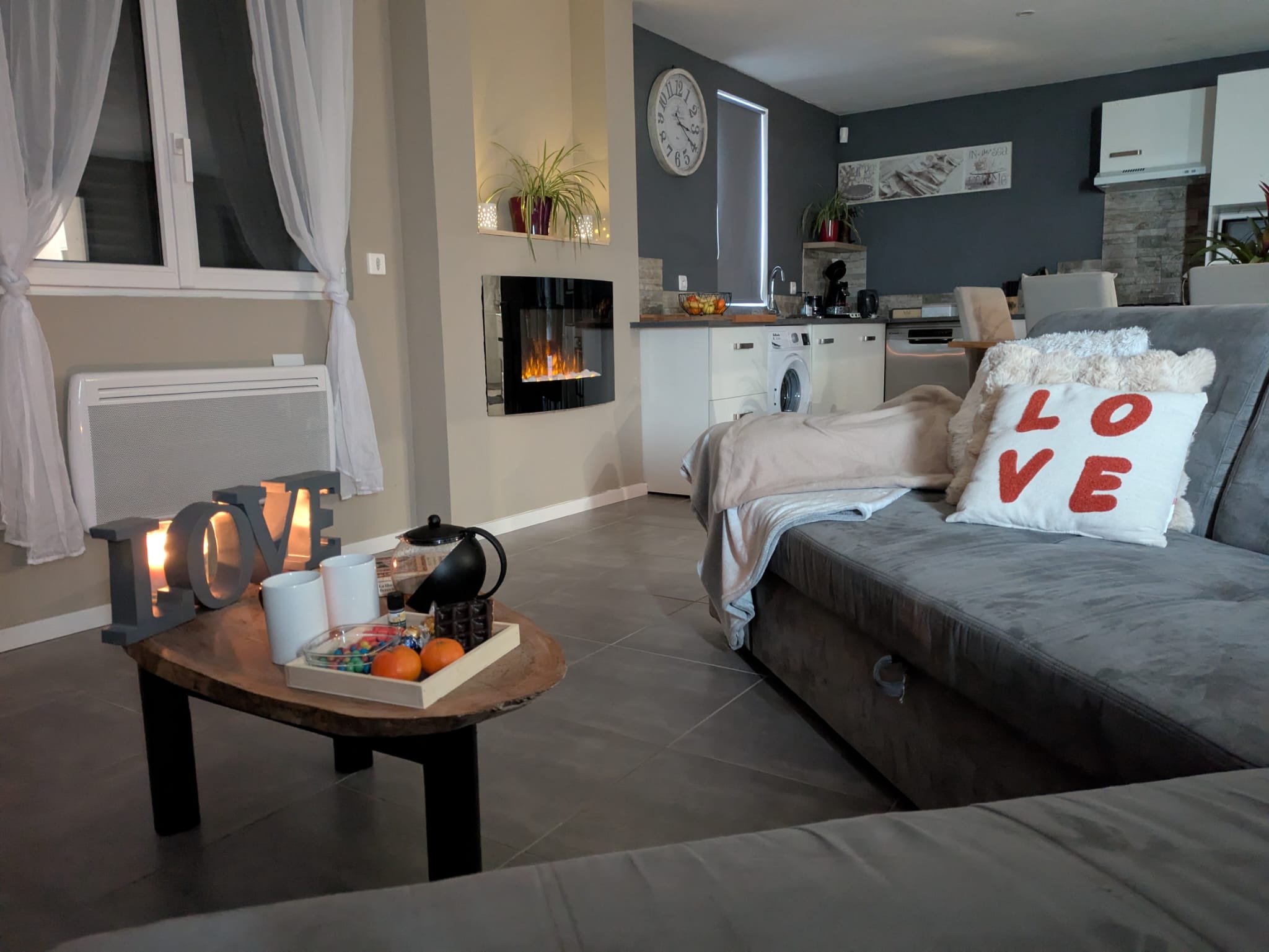 055c51ea-fa45-4b0e-ad79-19bed191aa20