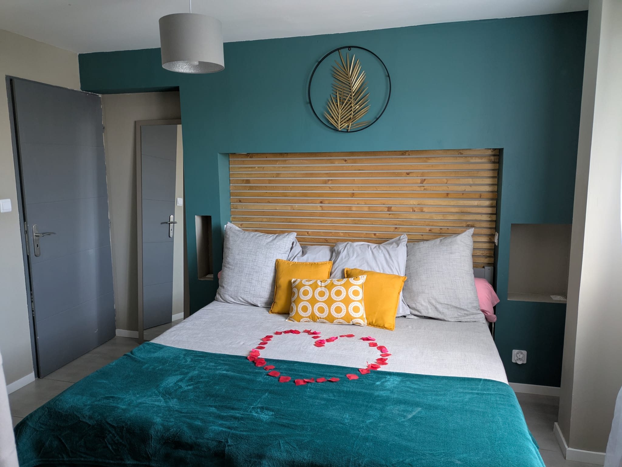 e0f94247-568a-4519-a48a-01f3c425f8f6